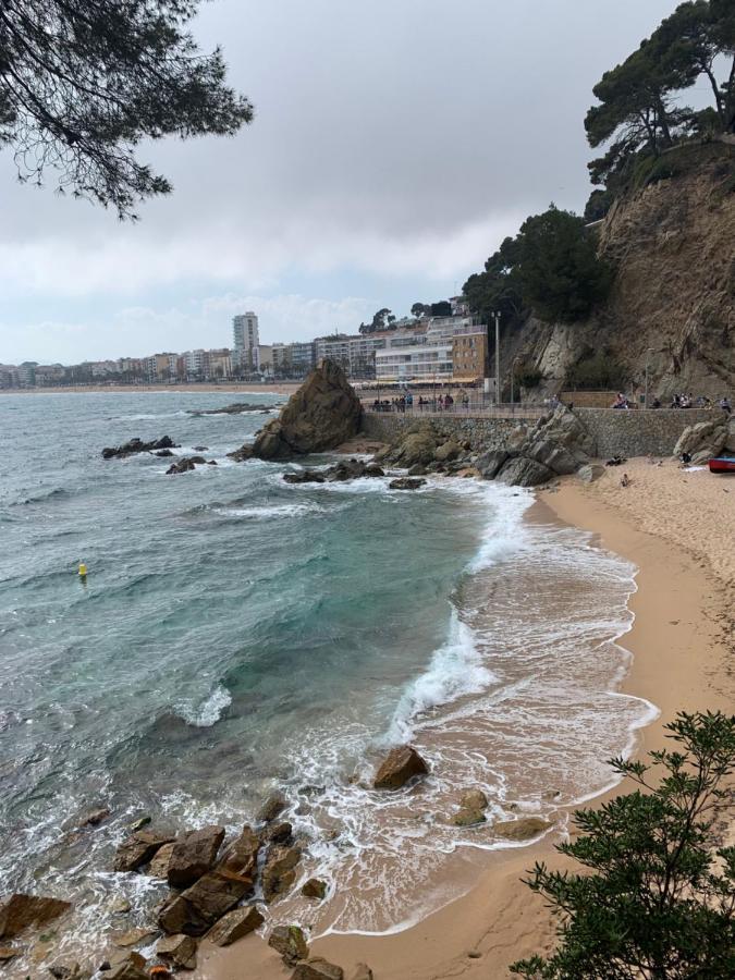 Kelly'S Beach Home リョレート・デ・マル エクステリア 写真